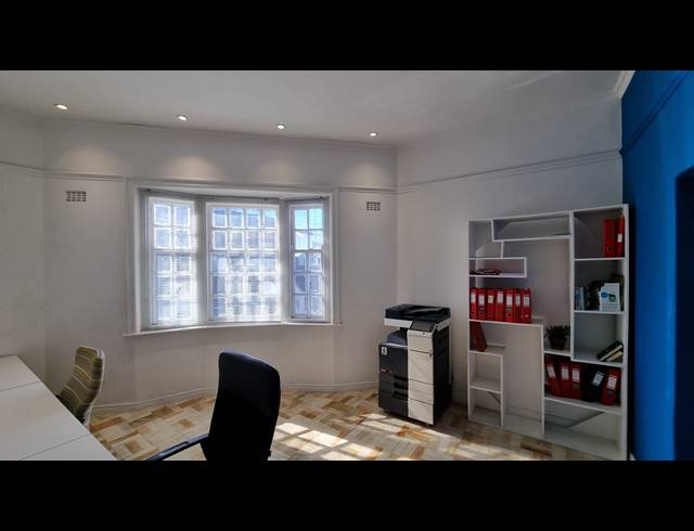 312M² BUSINESS CENTRE TO LET IN WOODSTOCK